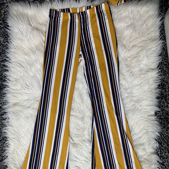 2 piece set - Picture 2 of 2